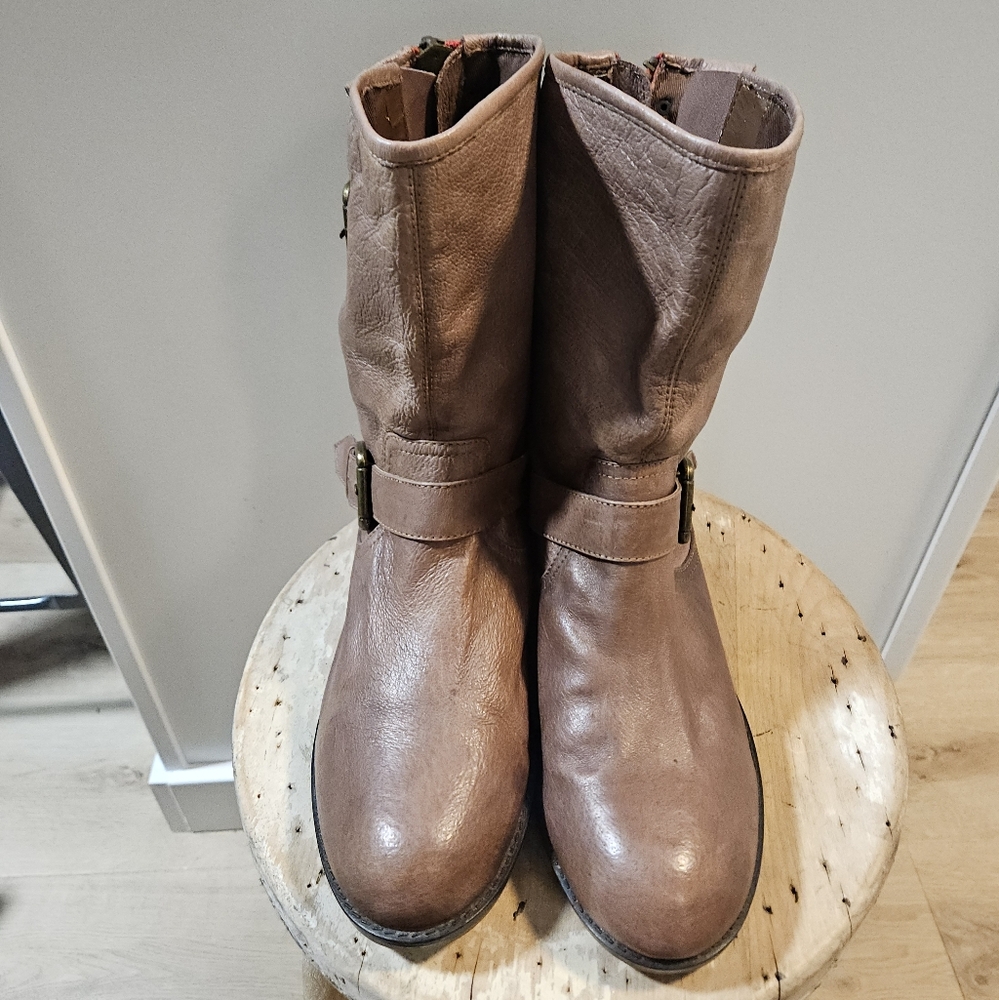 Steve Madden Temmpt Slouchy Leather Moto Combat Boots Tan 9.5 - Picture 3 of 7